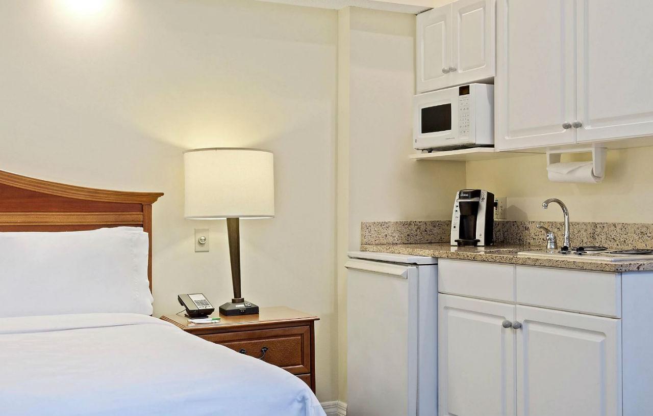 Holiday Inn & Suites Clearwater Beach S-Harbourside Esterno foto